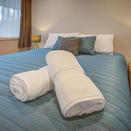 Dusky Motels Те-Анау Экстерьер фото